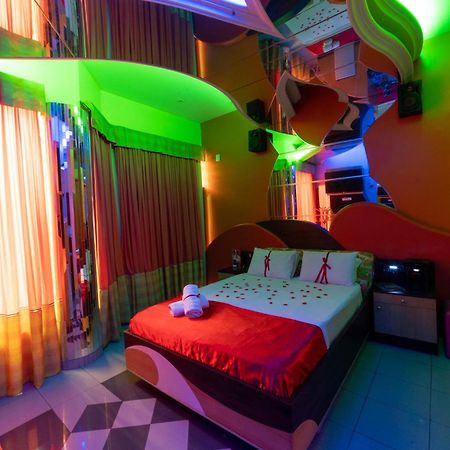 Status Motel - Check In Livre (Adults Only) Serra  Extérieur photo