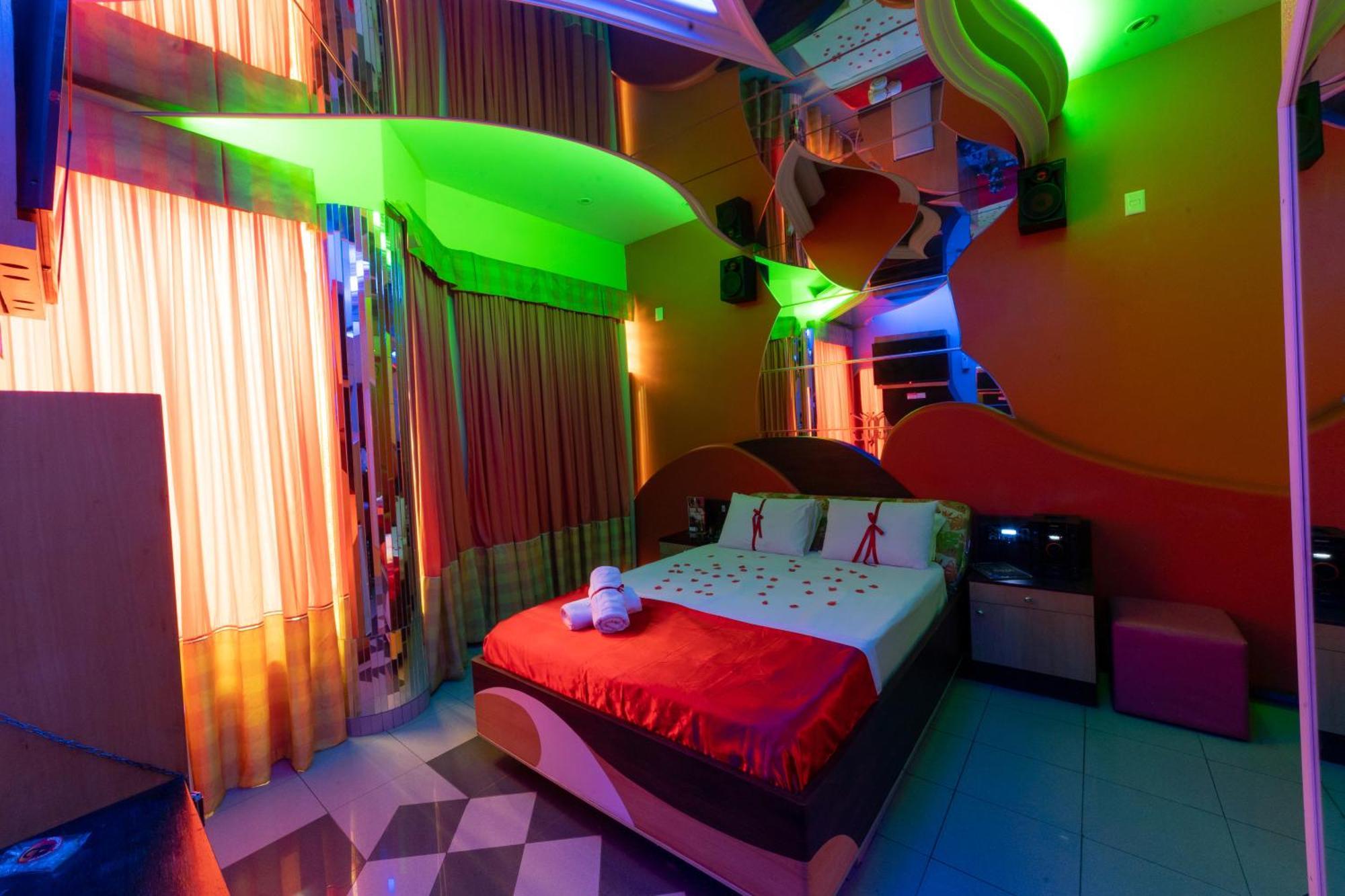 Status Motel - Check In Livre (Adults Only) Serra  Extérieur photo